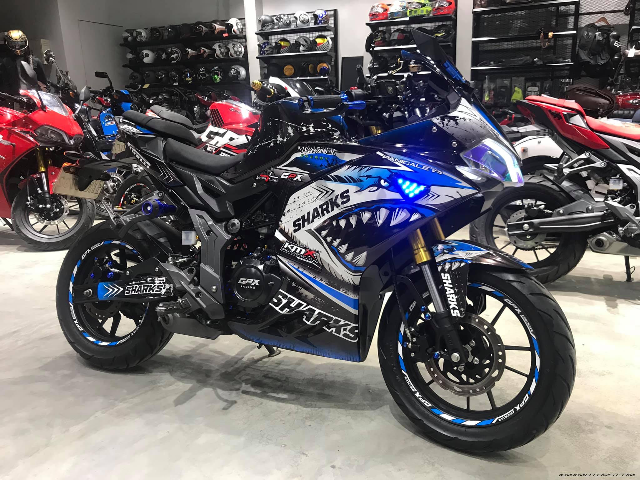 សេវារៀបលេងម៉ូតូ តូច -ធំ Custom Bike - KMX Motors